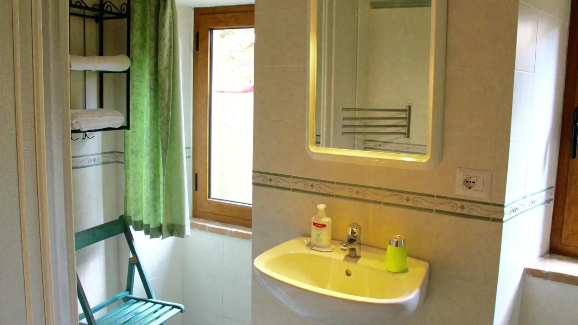 Holiday Home In Canossa With Swimming Pool Garden Barbecue Mulazzo