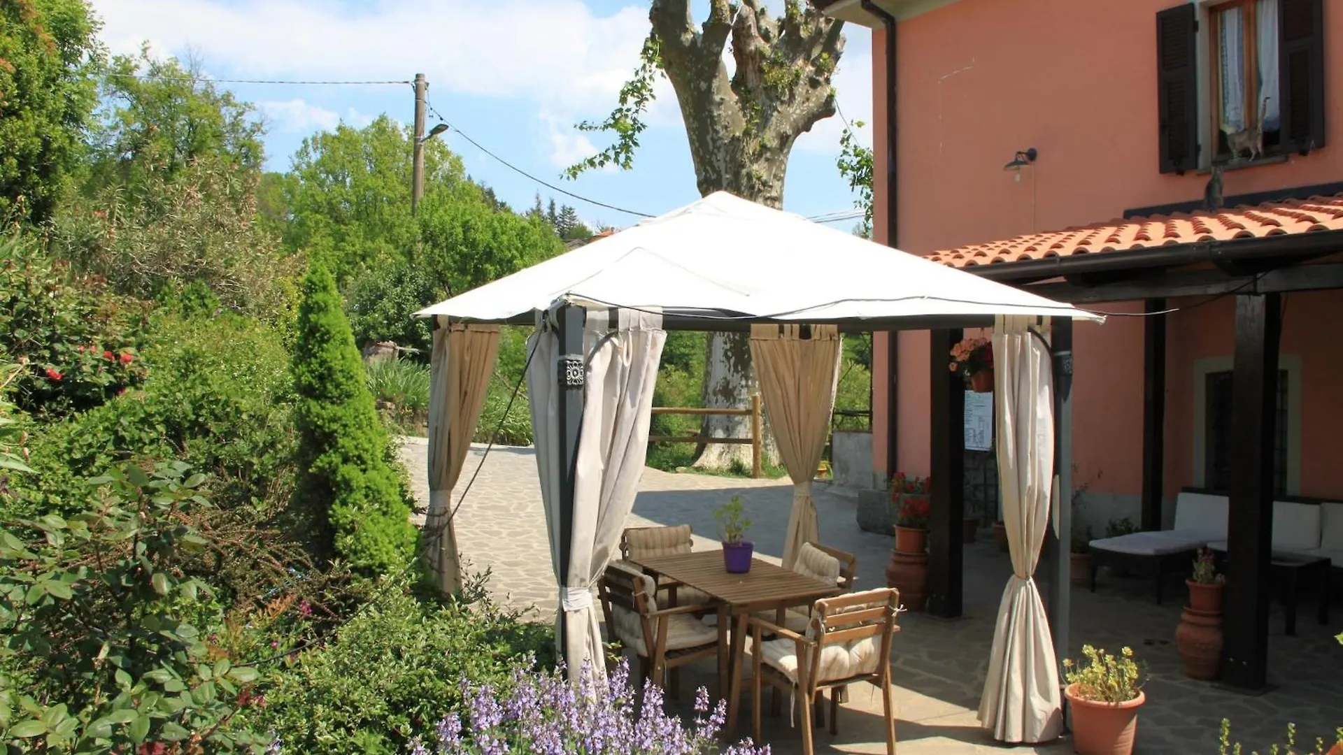 Holiday Home In Canossa With Swimming Pool Garden Barbecue Mulazzo